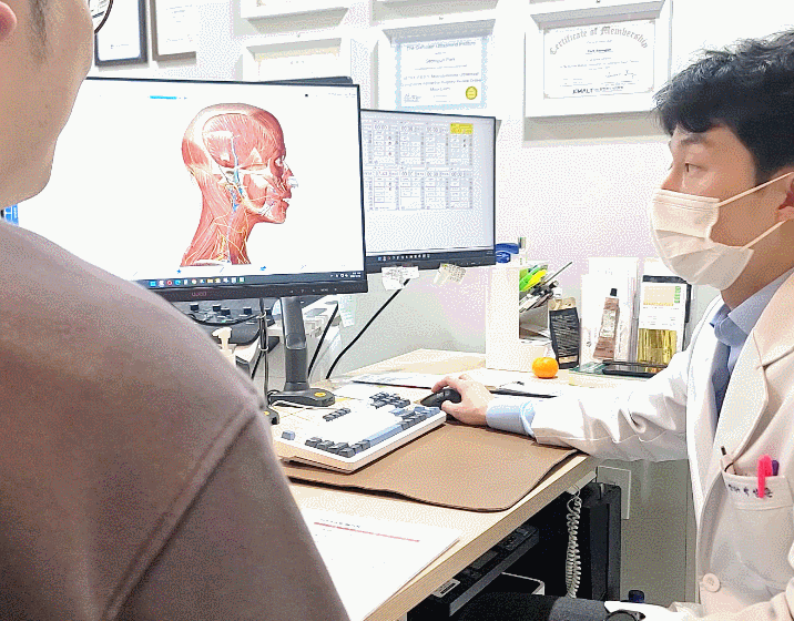  환절기 비염 한의원, 아침마다 코막힘 심하다면 확인하세요.