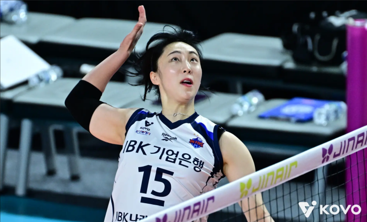  "남은 수 없다" 킨켈라 빈자리 뼈아픈 IBK... 황민경의 치명적인 범실과 함께 멀어진 준PO 꿈