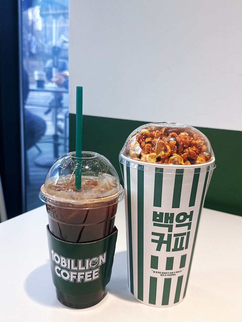 백억커피 상암점 사진 4