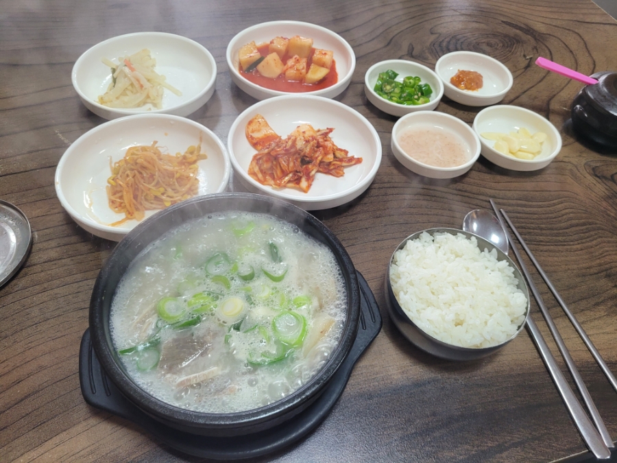 창동역아바이왕순대곰탕 사진 1