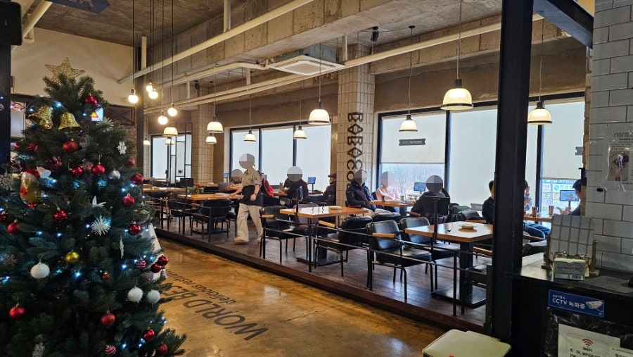 라라코스트 익산모현점 사진 3