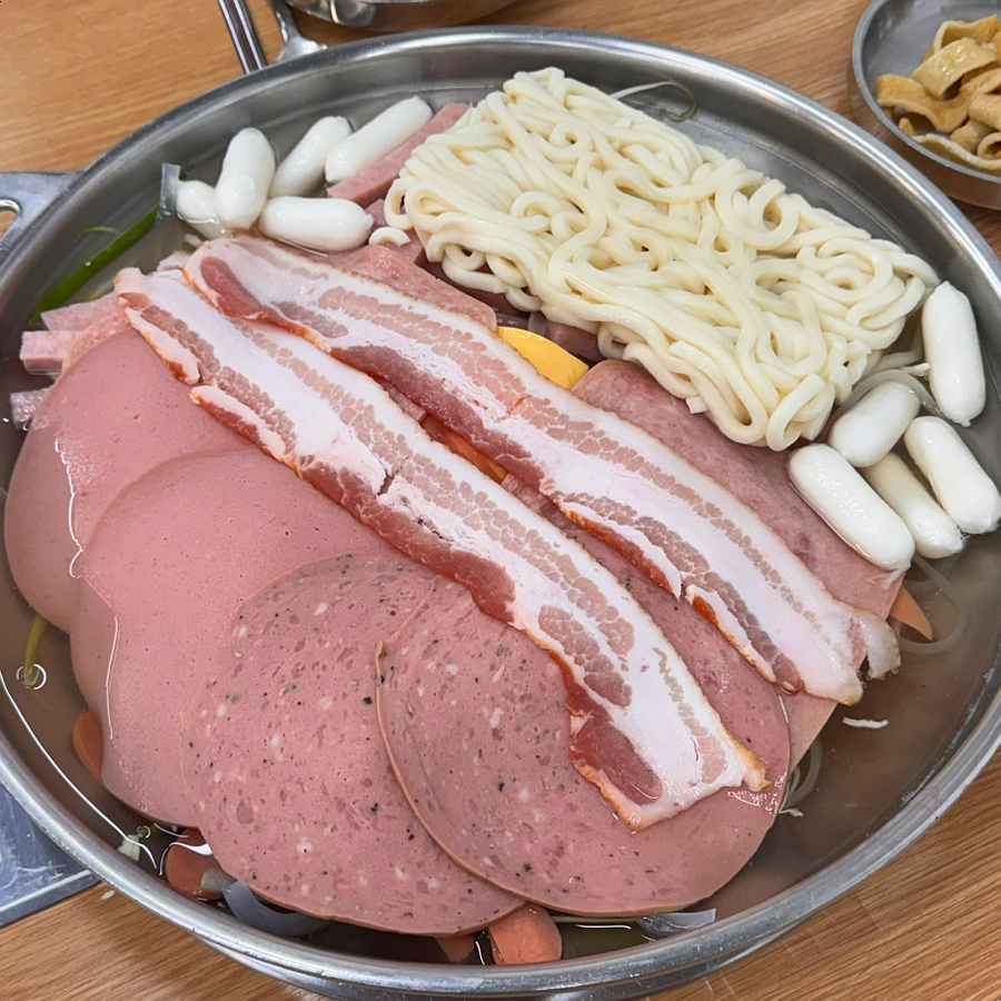 장혁민의부대찌개 성포점 사진 1