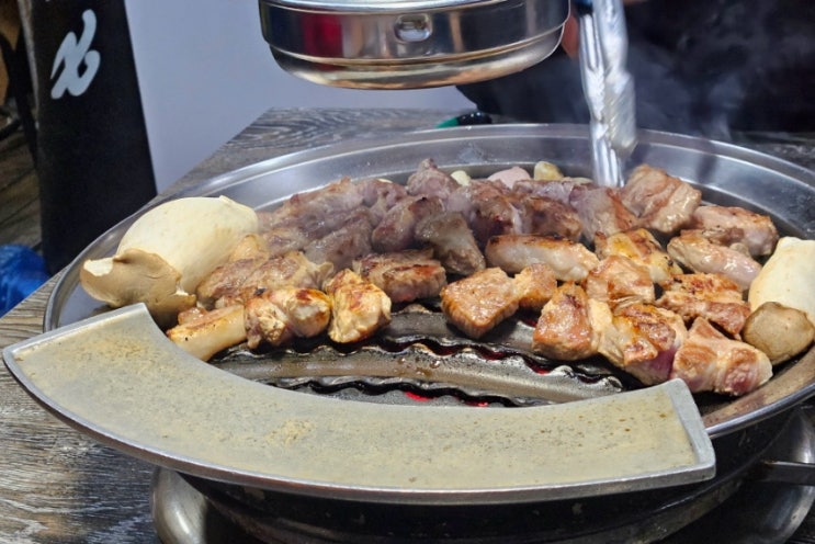  왕십리역 근처 목살 맛집, 땅코참숯구이 본점 후기 (목살, 삼겹살, 항정살, 된장술밥, 고추냉면)