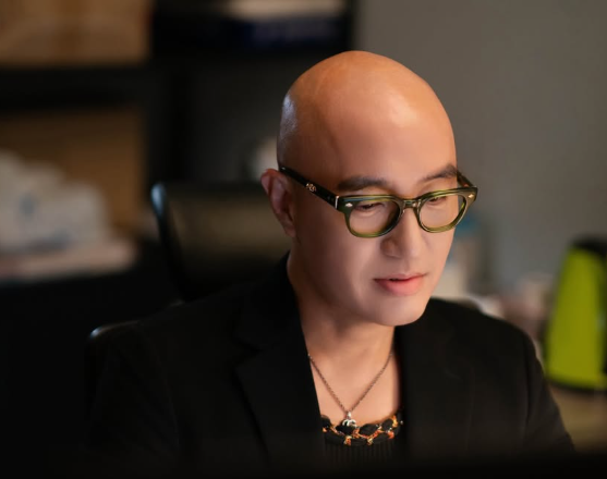 홍석천 프로필 나이 학력 고향 사건사고, 조카 입양했다?