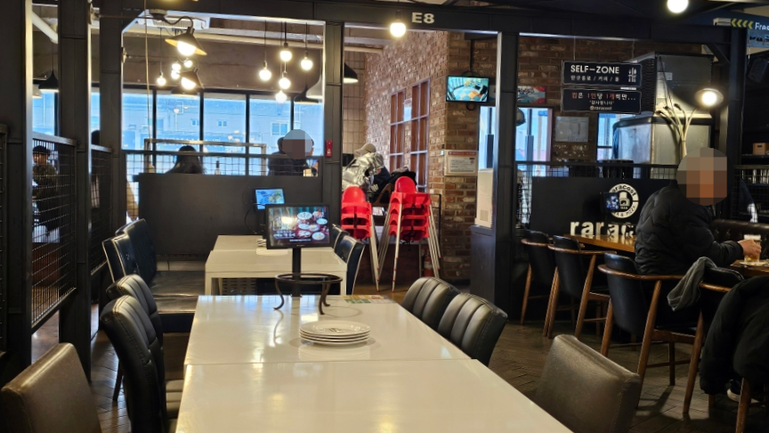 라라코스트 익산모현점 사진 5