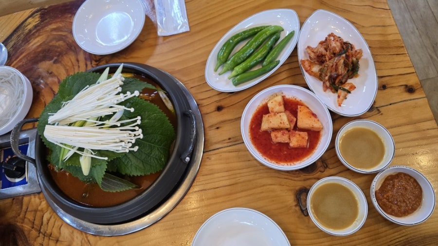 옛고향뼈다귀감자탕 시흥점 사진 5