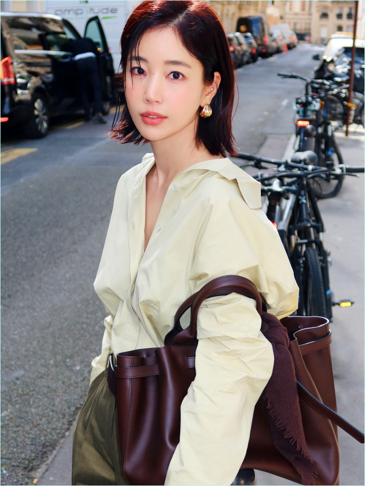  "파리 다 씹어먹은 여유" 기은세 파리 패션, 화제의 롱샴 가방 정체