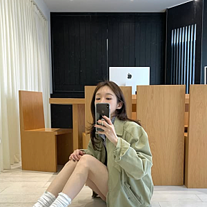 사복천재 강민경 90만원대 레트로 운동화, 골든구스 마라톤 블루 소개!