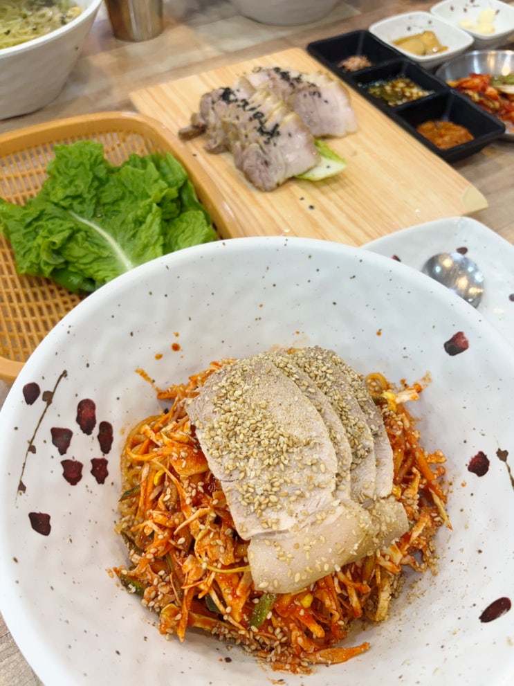 산방산 유채꽃 포토존 근처 제주 현지인 추천 맛집 '산방산국수맛집'
