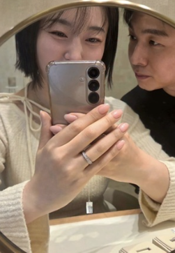  나는솔로 미스터강 23기 옥순 드디어 결혼? 화려한 웨딩링부터 드레스 피팅까지 난리 난 근황