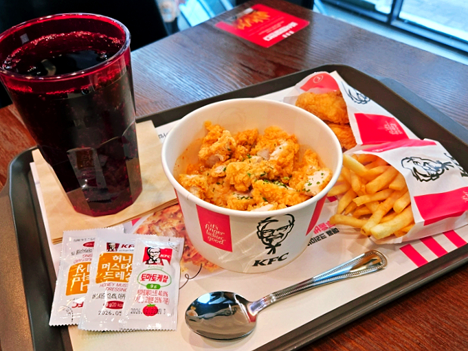 KFC 경성대부경대점 사진 1