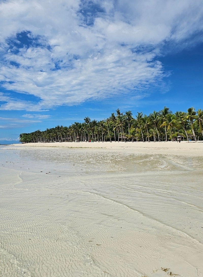 필리핀 보홀 여행 명소 가볼만한 곳 – 두말루안 비치 (맑은 바다와 한적한 분위기의 휴양지)