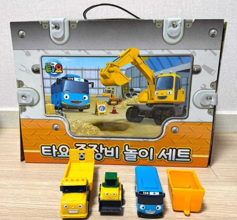 세뱃돈으로 구매한 타요 천하장사 중장비 디럭스 후기