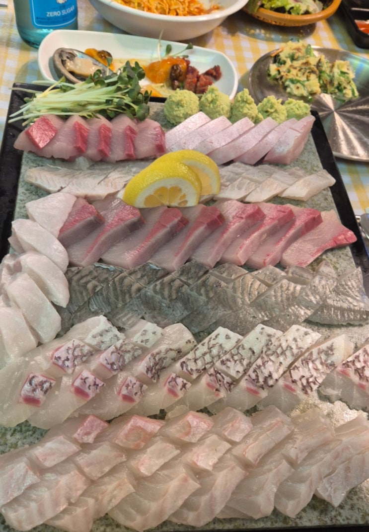  강남 회 맛집 범수산 | 스페셜 모둠회에 삼합까지