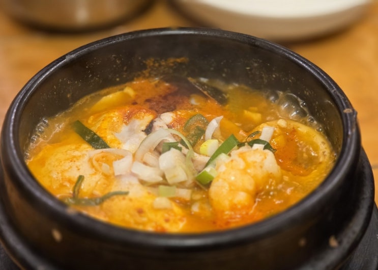 남대문시장 맛집 북촌손두부 내돈내산 후기 | 해물순두부 비지찌개 맛있는 시청역 한식집