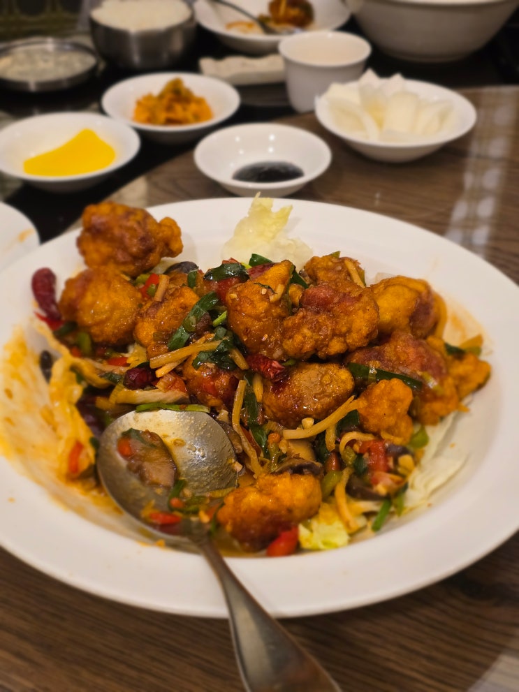  가산디지털단지 중식 맛집 실크로드 차돌짬뽕밥 탕수육 깐풍기 솔직 후기