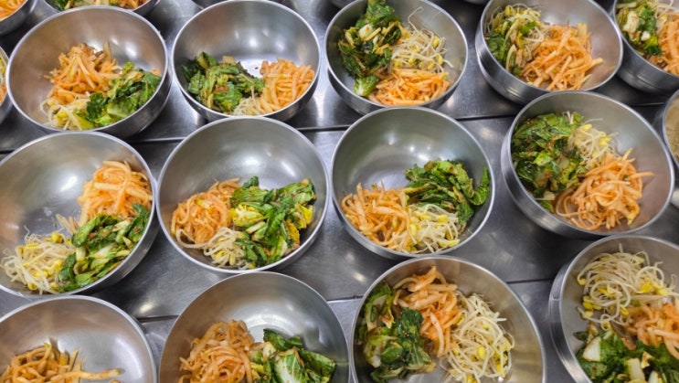  유락원 봄동비빔밥