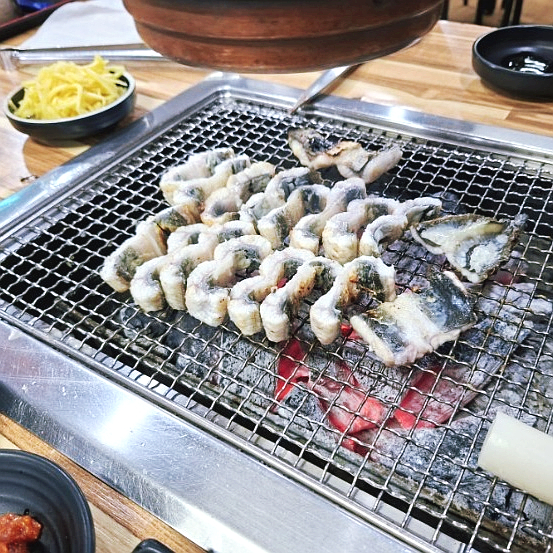 서장군풍천장어&전복직판장 사진 2