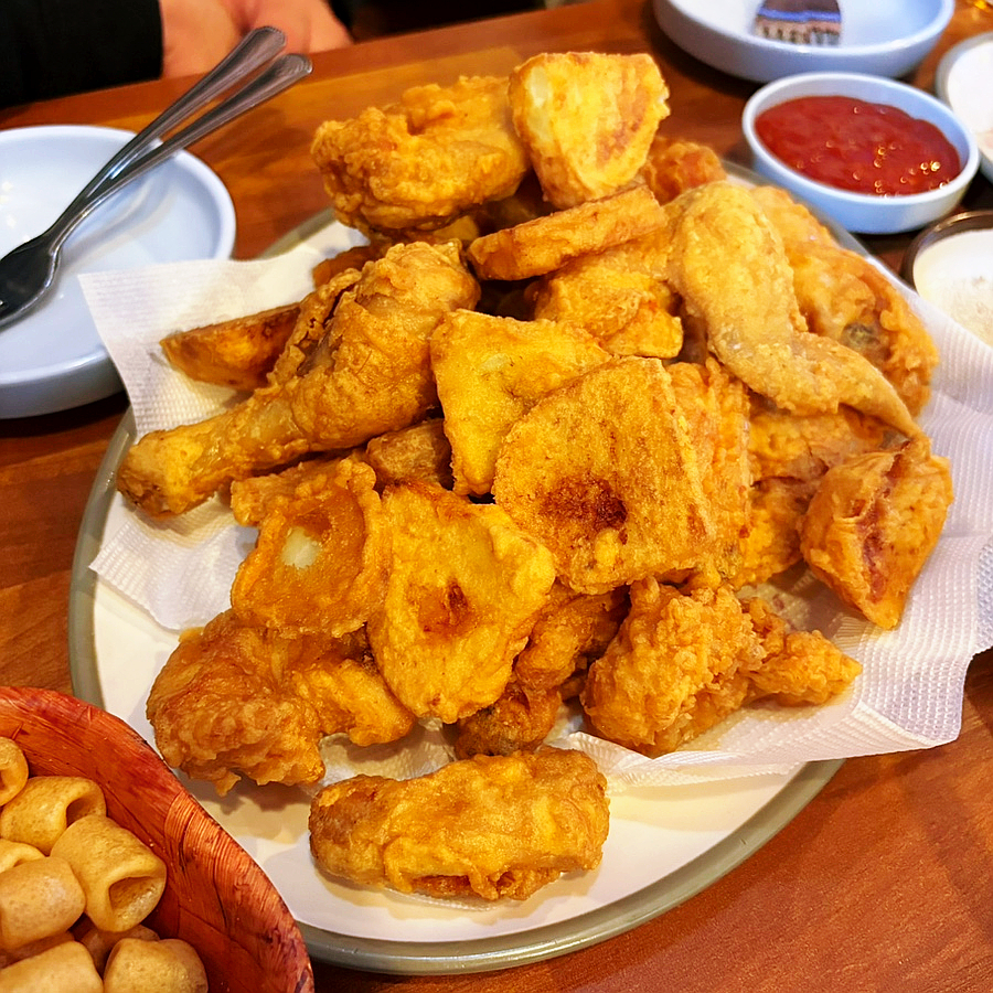 교촌치킨 복사골점 사진 1