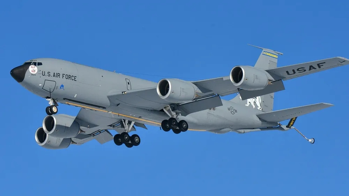  미 공군 급유기 이라크에서 추락 KC-135 스트래토탱커, 에픽 퓨리 작전 중 사고