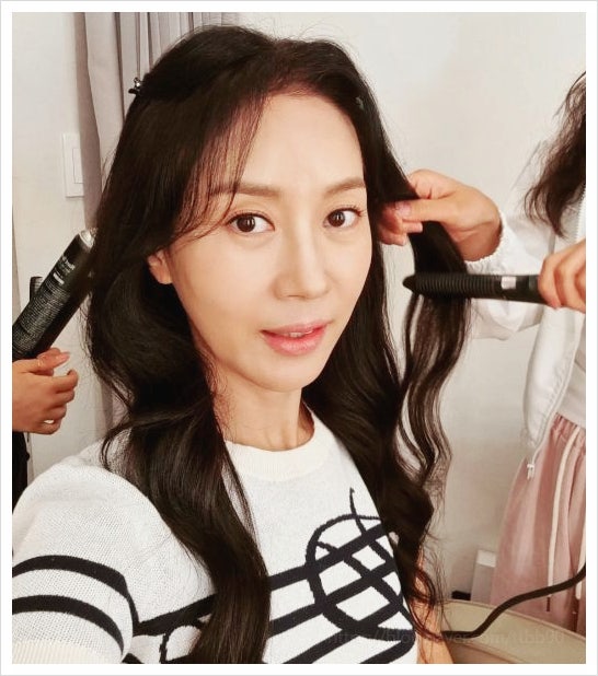  불륜녀 이미지 때문에 억울하다는 김희정 알고보니 미혼 몸으로 조카들 친자식처럼 키워낸 대단한 사연