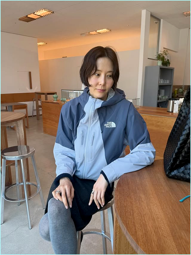  "두 아들 맘 맞아?" 이혼 위기 딛고 떡상한 김나영, 품절 대란 노스페이스 바람막이 정체