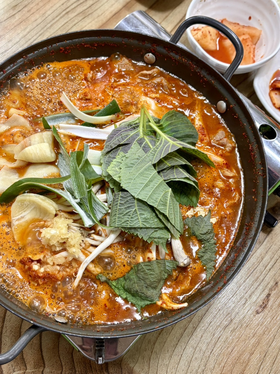 이모야돼지국밥 사진 1