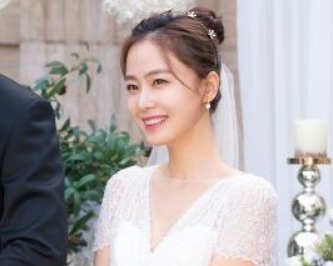 “변호사 출신 의사와 결혼”…역대급 스펙 남편 둔 여배우