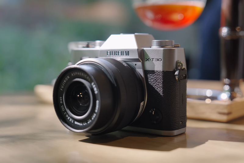 후지 XT30 X-T4 미러리스 카메라 입문 바디 괜찮을까?