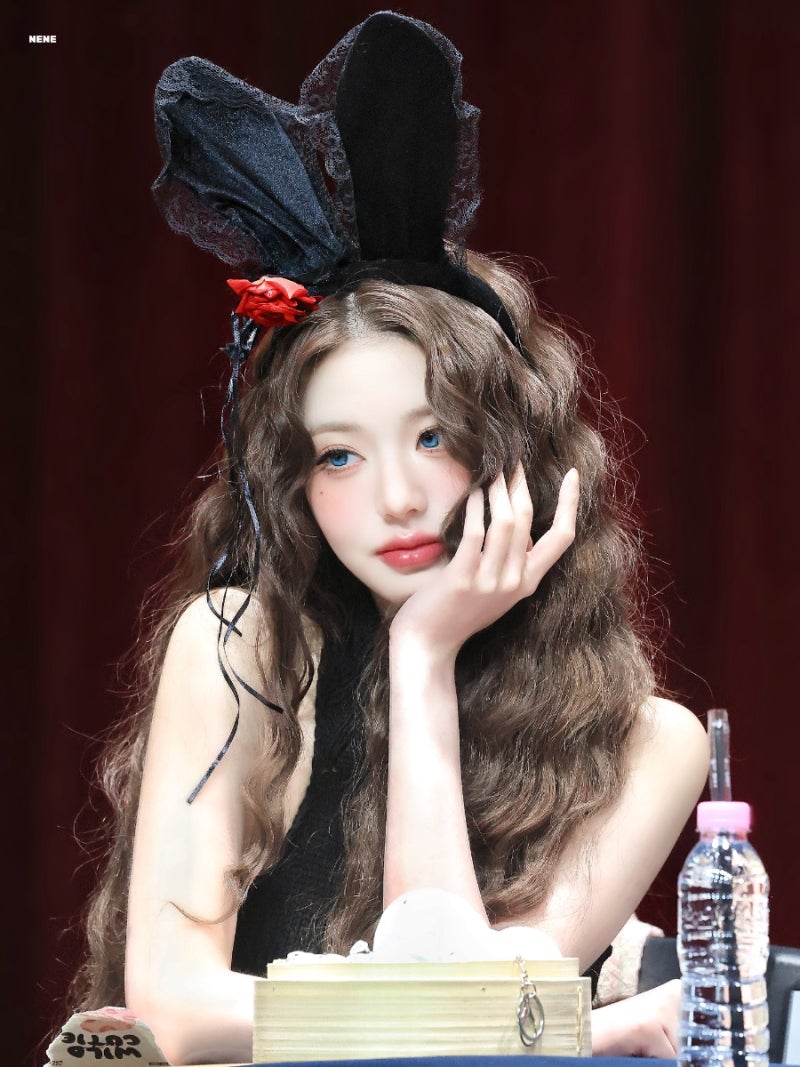 [IVE/Jang Wonyoung] As Expected, Her Beauty Explodes: A Collection of Legendary High-Quality Photos of IVE's Wonyoung