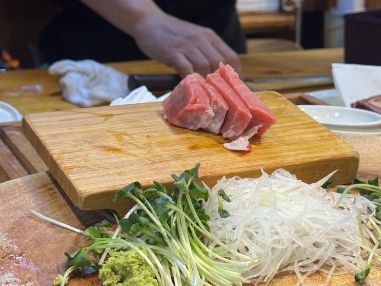  [서울일상] 진어참치 - 블루리본 맛집 참치전문점 진어참치! 네이버/캐치테이블 예약후기, 다찌 좌석 최소주문 코스, 참치코스 요리, 참치 오마카세, (어)코스 70,000원 후기!