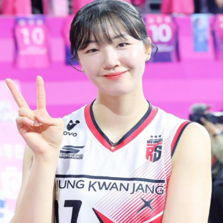  압도적 최하위로 시즌을 마친 정관장!! 최대어 정호영을 비롯 염혜선과 이선우가 FA자격을 취득할 예정!! 정호영과 염혜선을 내주면 내년에도 최하위 탈출 장담은 못한다!!