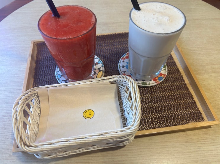  한림대학교 학생들이면 모두가 아는 후평동 카페, 생과일주스 맛집 <다인>