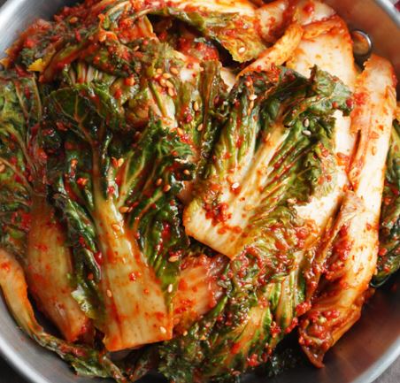  입맛 돋우는 봄의 전령사! 전라도식 국내산 봄동 겉절이 김치: 아삭하고 진한 밥도둑 추천