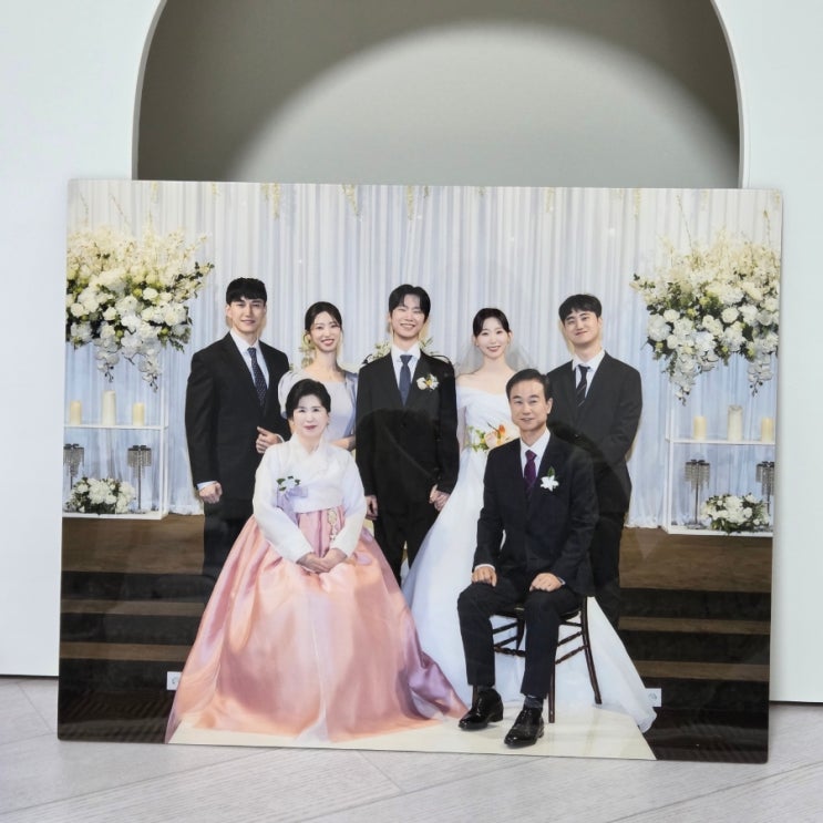  웨딩사진 액자 아뜰리에보다 무료보정까지 해주는 디아섹액자 제작후기 (아크릴 웨딩액자 16x20 사이즈 추천)