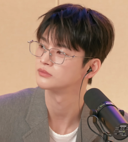 "존똑남의 완성" 난리난 월간남친 서인국 안경 TOP 3