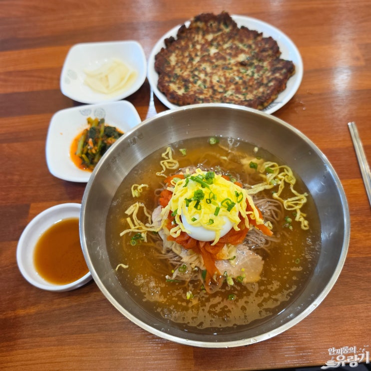  제주 금악무짠지냉면 제주식 냉면과 고기완자