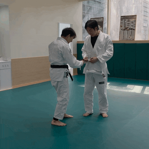  영등포 문래 주짓수에서 첫 승급 “처음에는 안 되던 동작이 어느 순간 자연스럽게 됩니다.” (초보자 인터뷰)