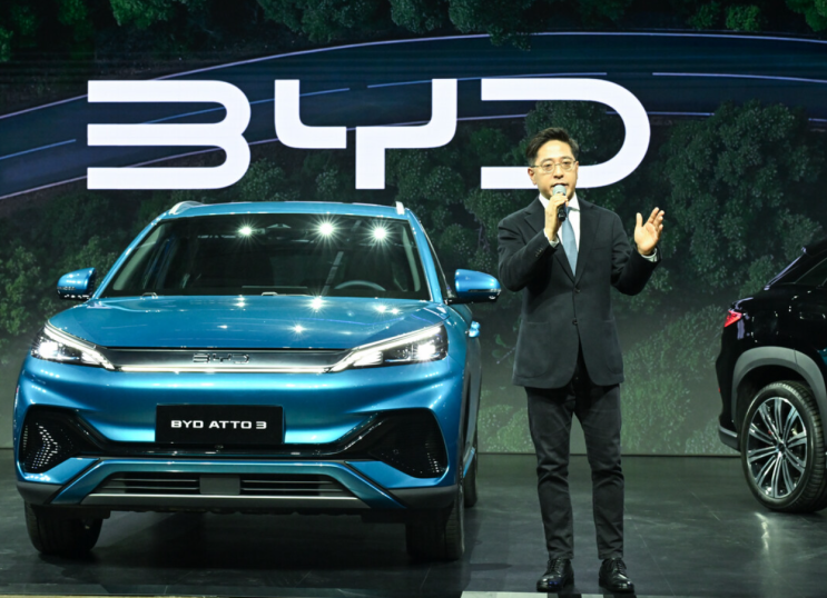 벤츠·BMW보다 빨랐다? BYD 1만 대 돌파 예고
