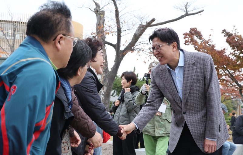 정치권 뒤흔든 공소 취소 의혹, 박형준vs주진우vs전재수 리더십 비교 불가한 박형준의 사이다....