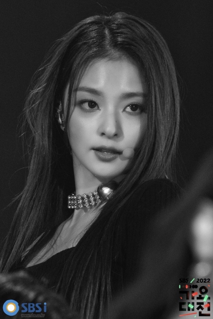 프로미스나인 이나경, 성형 0% 자연미모에 반전 매력까지?