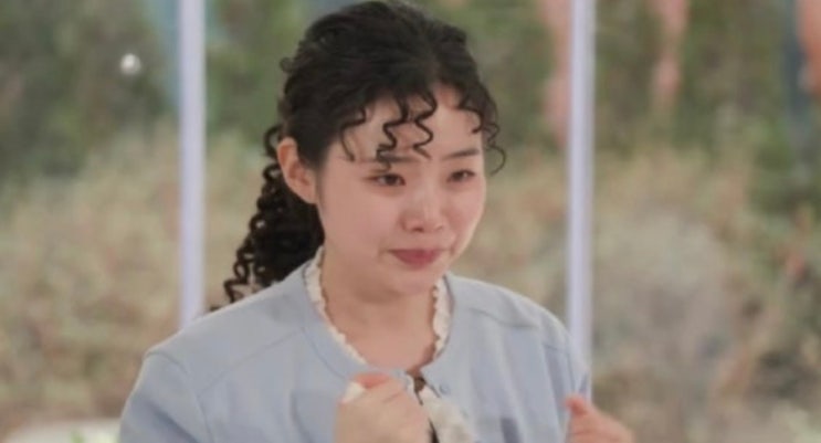  미쓰홍 최지수, 유재석 눈물 순간…포토카드 공장알바까지