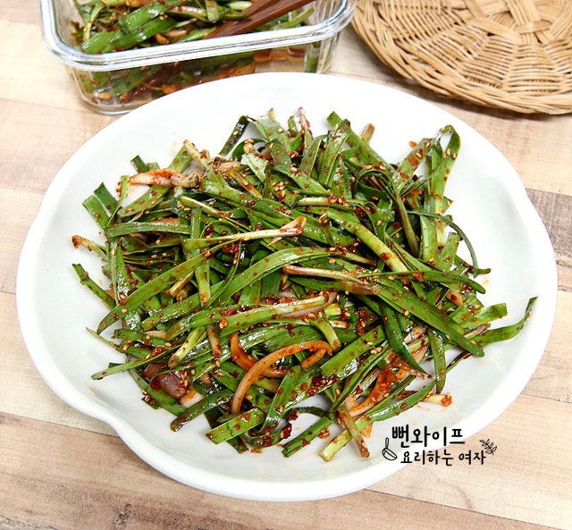 부추무침 고깃집 그 맛 양념 비율, 5분 완성 부추겉절이