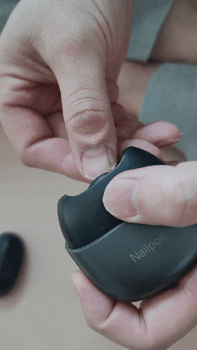  손톱관리 이렇게 편했어? 네일팟 Nailpod 전동손톱깎이 블랙 사용후기 (저소음 자동 손톱정리기 추천)