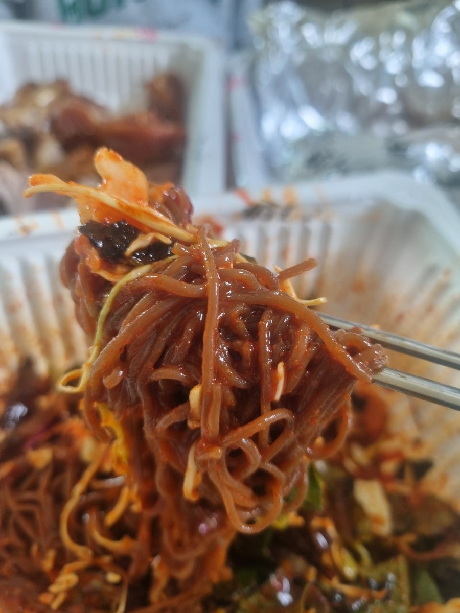 귀한족발 파주동패점 사진 2