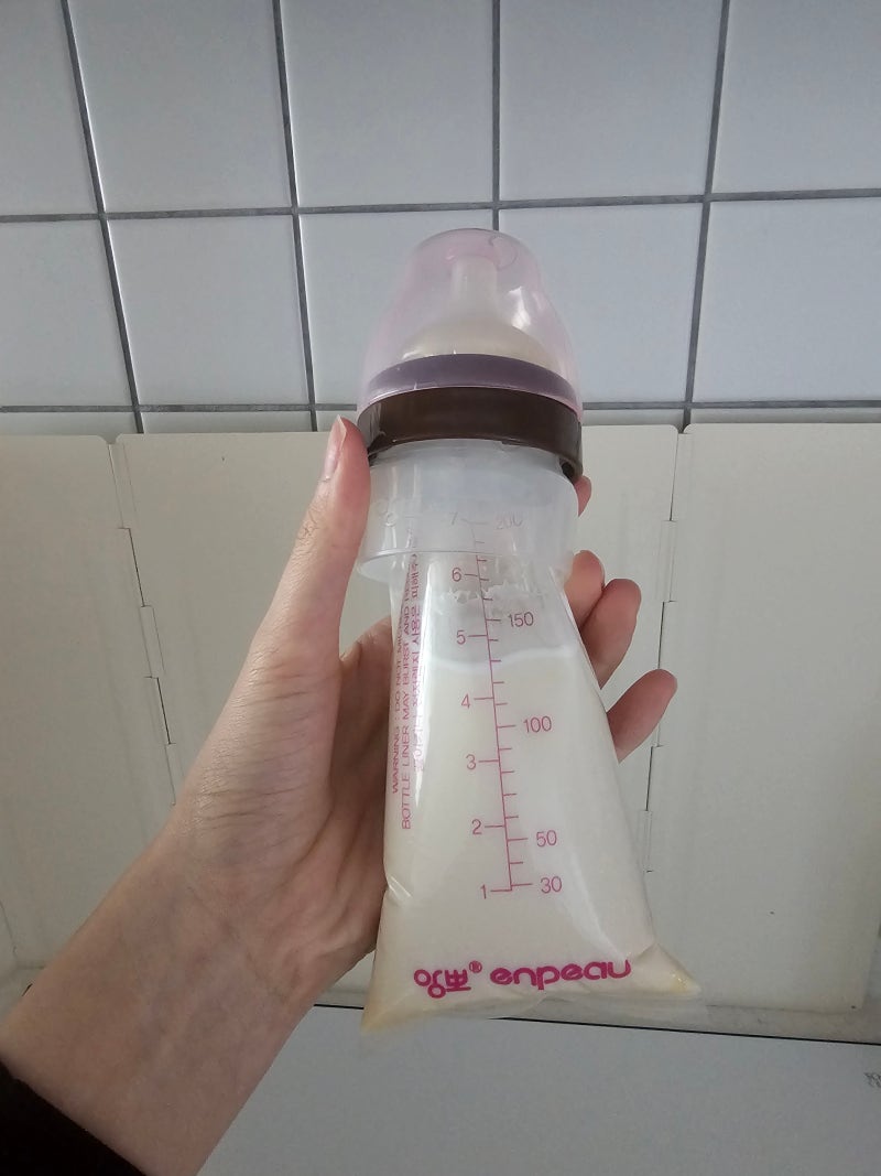 휴대용 젖병 추천｜앙뽀 일회용 젖병 사용 후기 (외출용 젖병)