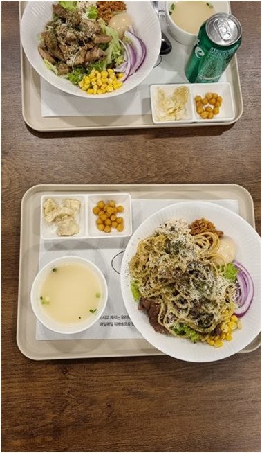 샐러딧 판교역점 사진 5
