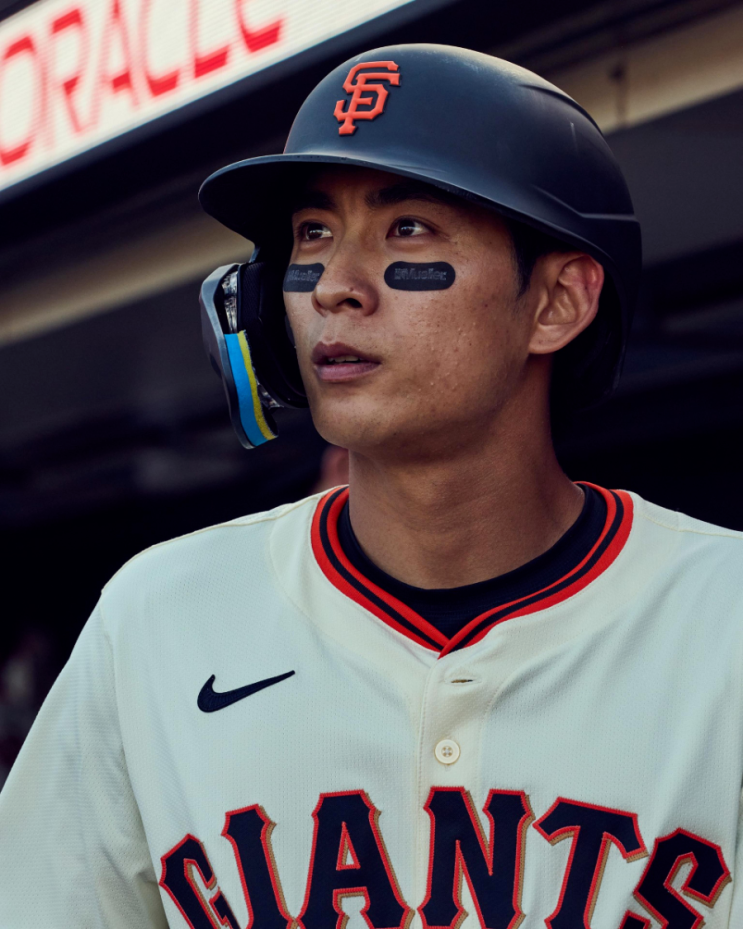 'WBC 캡틴' <b>이정후</b>,  <b>복귀</b> 시범경기 멀티출루 대활약 (<b>타율</b>... 
