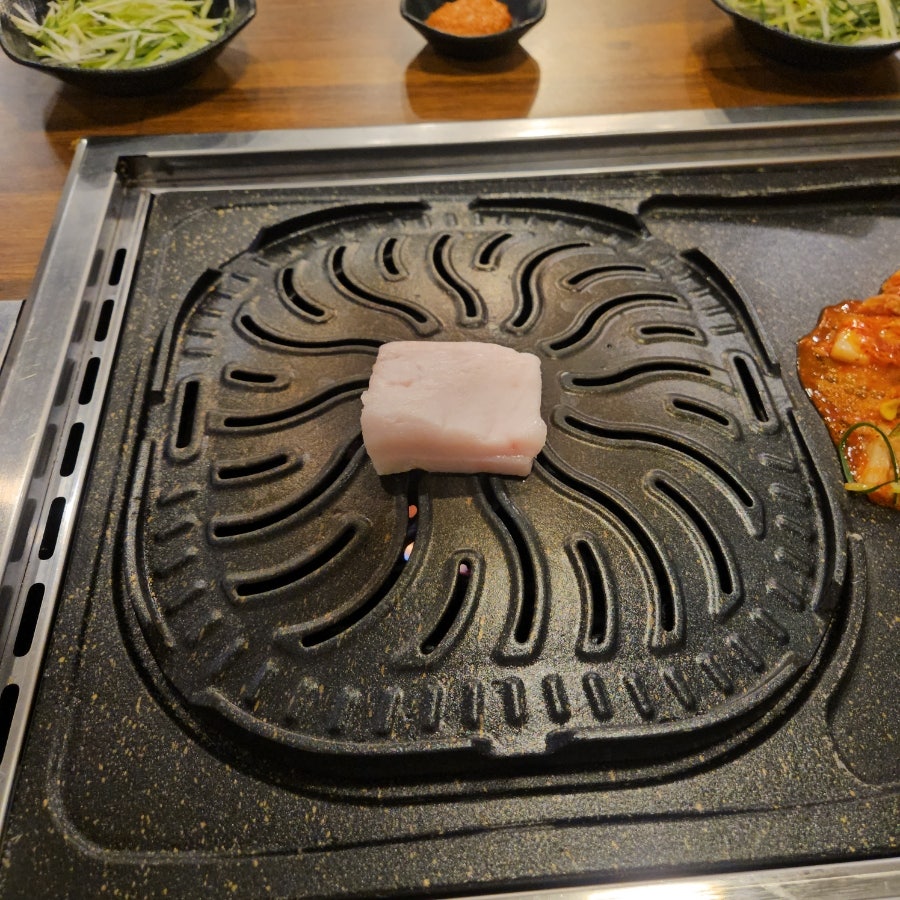 맹기네생고기 사진 6