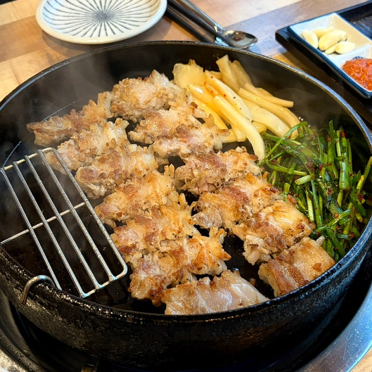  대구 이월드 근처 맛집 달서구 삼겹살 광장코아 밥집 감삼역 맛집: 눈꽃을나누다